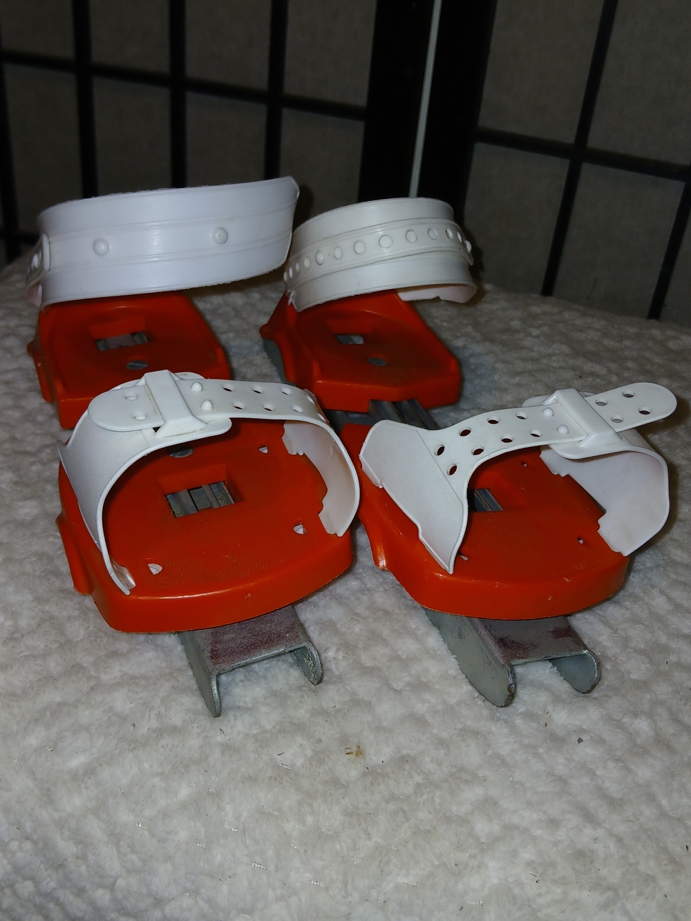 Kids Adjustable Strap Ice Skates in White and Orange